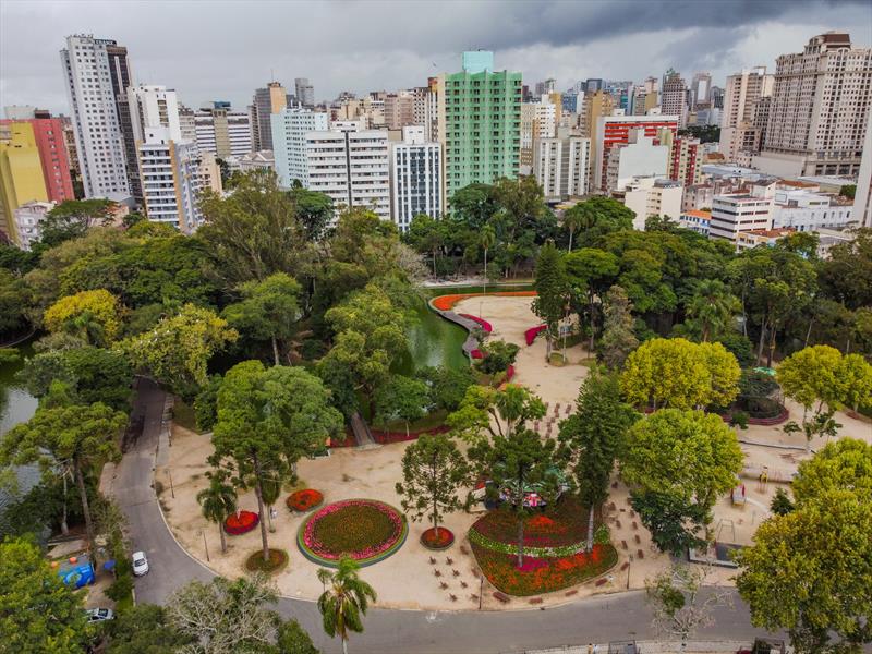 Entre as capitais mais ricas, Curitiba concentra 1,3% do PIB do Brasil